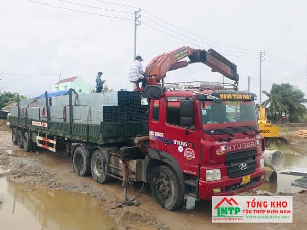 Báo giá thép hộp Hòa Phát mới nhất, rẻ nhất, tốt nhất thị trường. Giá gốc đại lý, tiết kiệm đến 5%