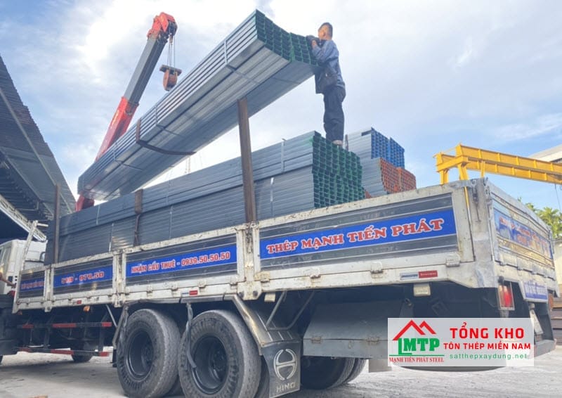 Thép hộp Hòa Phát được ứng dụng trong nhiều lĩnh vực, đặc biệt là xây dựng công trình