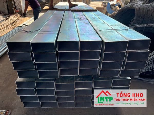 Thép hộp 400x200 có chất lượng tốt, phù hợp làm kết cấu nhà xưởng, nhà tiền chế,...