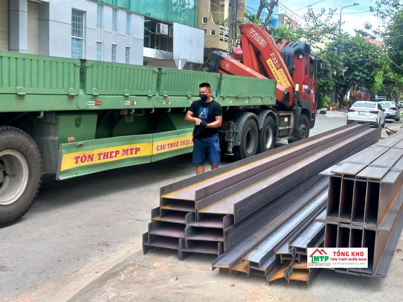 Tôn Thép MTP vận chuyển thép hình I200 tận nơi