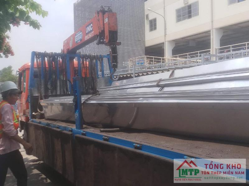 Cung cấp máng xối inox 201 cho dãy nhà trọ tại phường 15, Quận Tân Bình