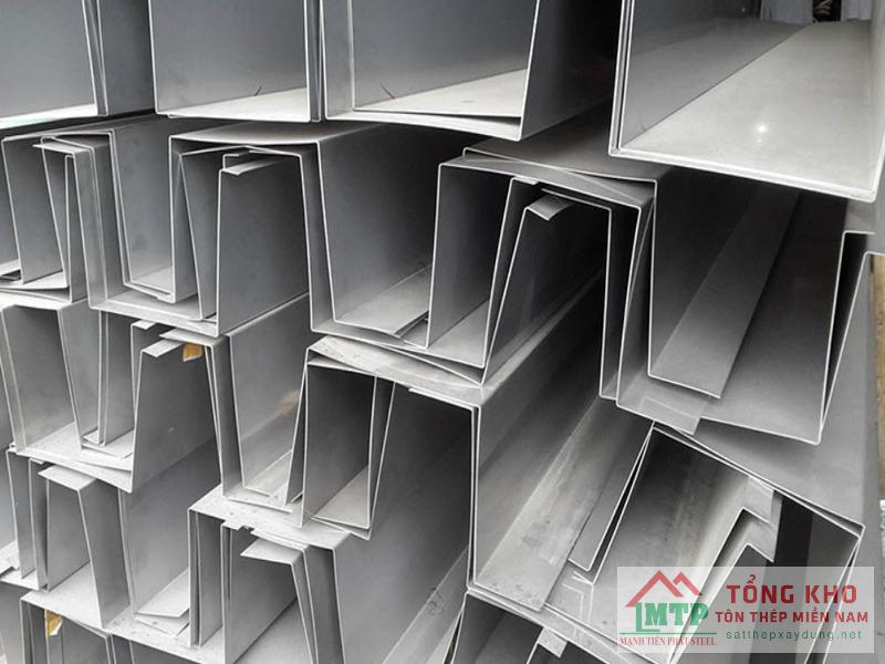 Cung cấp máng xối inox 304 cho kho lúa tại huyện Tam Bình